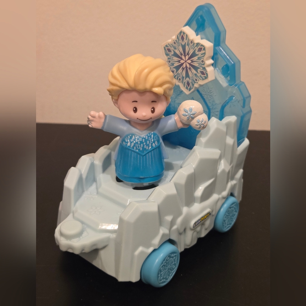 Disney Princess Parade Floats Little People Moana Belle Ariel Anna Elsa Olaf - Picture 7 of 8
